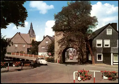 Ansichtskarte Brilon (Sauerland) Derker Tor, VW Käfer 1978