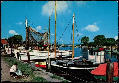 Ansichtskarte Niendorf Hafen - Fischerboote 1981