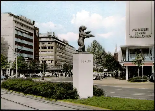 Ansichtskarte Düsseldorf Berliner Allee; Berliner Bär auf dem Sockel 1972