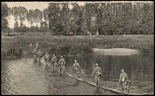 Passerelle légère d'infanterie, Militär & Propaganda (Frankreich) 1910