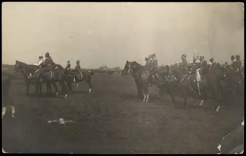 Militär/Propaganda 1. Erster Weltkrieg Soldaten zu Pferde Kavallerie 1915