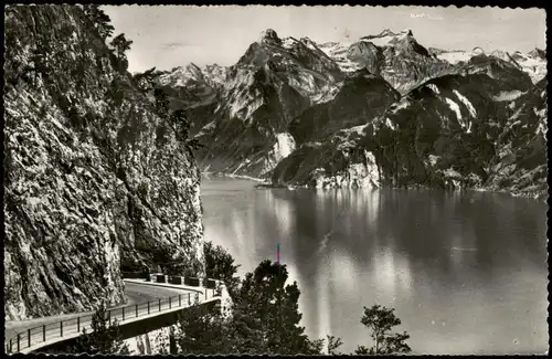 Ansichtskarte Axenstrasse Axenstrasse mit Gitschen u. Urirotstock 1953