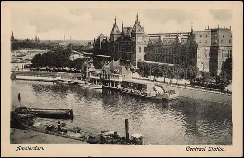 Postkaart Amsterdam Amsterdam Centraal Station. 1930