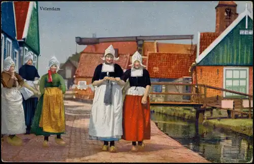 Volendam-Edam-Volendam   Frauen in holländischer Tracht Photochromie 1912