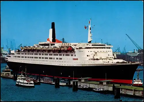 Hamburg Hafen Dampfer Queen Elizabeth 2 an der Überseebrücke 1970