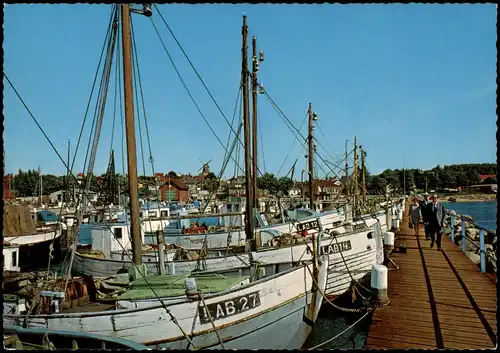 Ansichtskarte Laboe Hafen, Fischerboote 1970