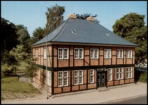Ansichtskarte Pinneberg Bürgerhaus am Fahltskamp mit Samlandmuseum 1980