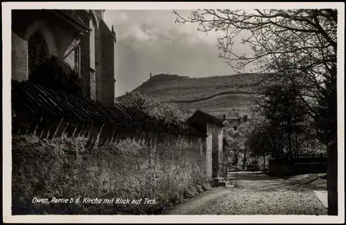 Ansichtskarte Owen (b. Esslingen) Partie b. d. Kirche mit Blick auf Teck 1930