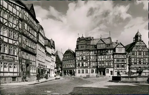 Ansichtskarte Butzbach Marktplatz Geschäfte Fachwerkhäuser Apotheke 1960