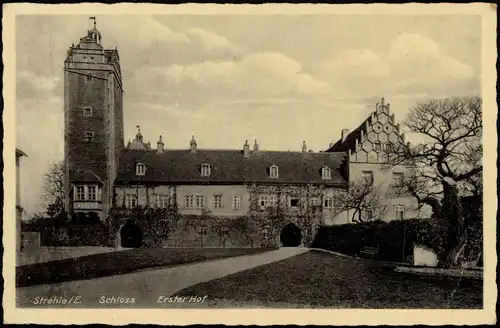 Ansichtskarte Strehla (Elbe) Schloss Erster Hof 1940