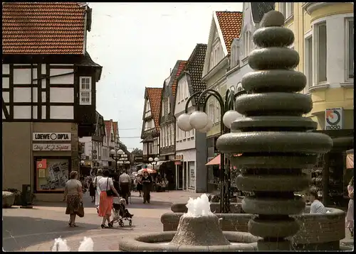 Ansichtskarte Lübbecke (Westfalen) Brunnen in der Fußgängerzone 1990