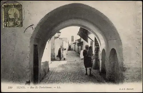 Postcard Tunis تونس Rue Ei-Tonbekhaua 1910
