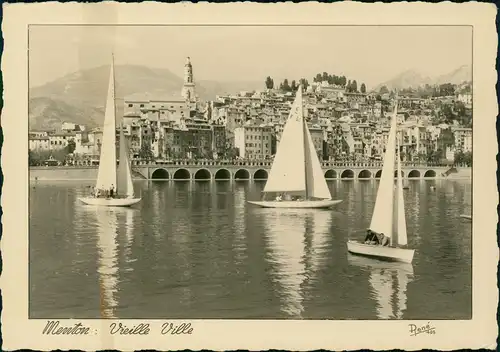 Menton Mentoun/ Mentone Menton Vieille Ville (Altstadt mit Segelbooten) 1955