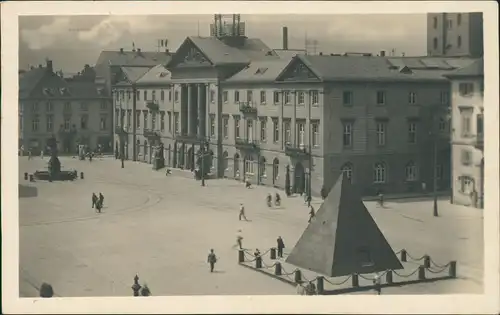 Ansichtskarte Karlsruhe Rathaus und Pyramide 1926    Bahnpoststempel