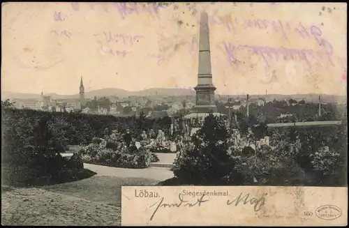 Ansichtskarte Löbau Siegesdenkmal und Stadt 1903