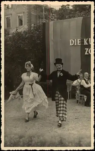 Menschen/Soziales Leben - Tanz (Foto AK Schwarz Dresden) 1960 Foto