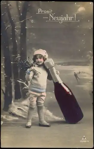 Neujahr Sylvester New Year; Kind im Schnee mit übergroßer Sektflasche 1916