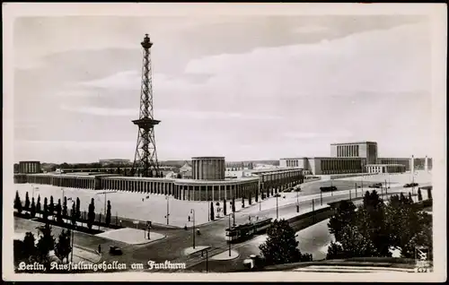 Ansichtskarte Charlottenburg-Berlin Ausstellungshallen am Funkturm 1954
