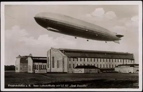 Manzell-Friedrichshafen Neue Luftschiffhalle mit LZ 127 ,,Graf Zeppelin" 1931