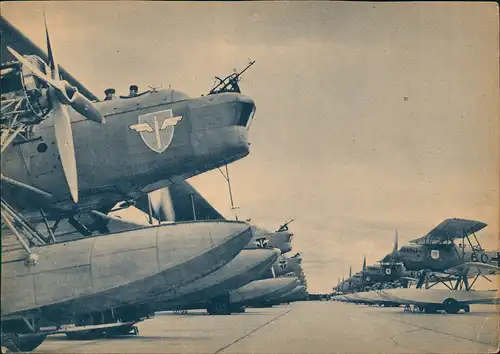 Ansichtskarte  2. Weltkrieg Flugzeug Luftwaffe Baumuster HE 59 1940