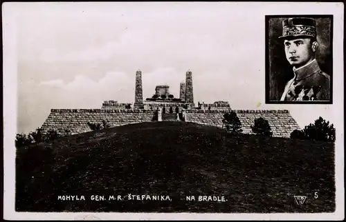 Brezová pod Bradlom MOHYLA GEN. M. R. ŠTEFANIKA, NA BRADLE. 1938