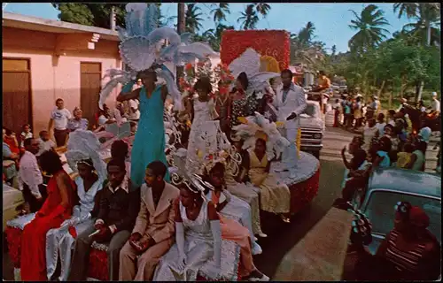 Costa Rica (Allgemein) Gala parade of Loiza Aldea's annual carnival. Huge 1972