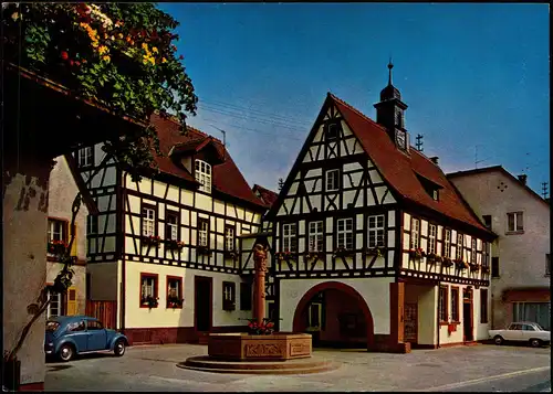 Ansichtskarte Schriesheim VW Käfer, historisches Rathaus 1971