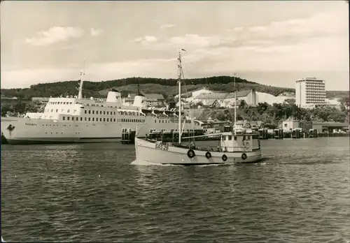 Sassnitz Eisenbahnfähre MS Saßnitz Trajekthafen Fischerboot 711971