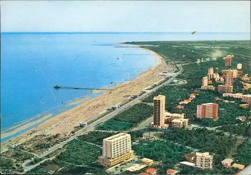 Cartoline Pineta-Lignano Sabbiadoro Luftbild: Strand und Hotelanlagen 1969
