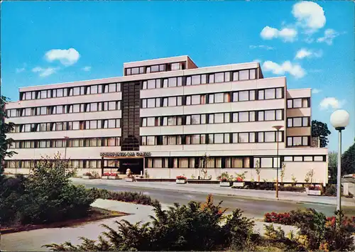 Ansichtskarte Bad Oeynhausen KURKLINIK AM PARK 1973