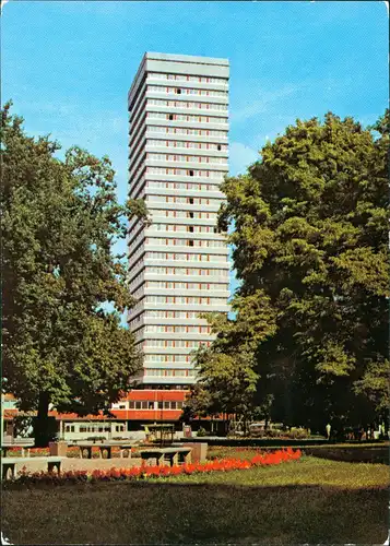 Frankfurt (Oder) Hochhaus am Platz der Republik und Jugendtouristenhotel 1976