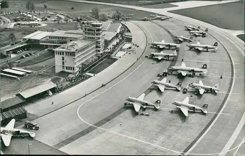 Ansichtskarte Kloten Zürich-Kloten Flughafen Flugzeuge Luftbild 1962