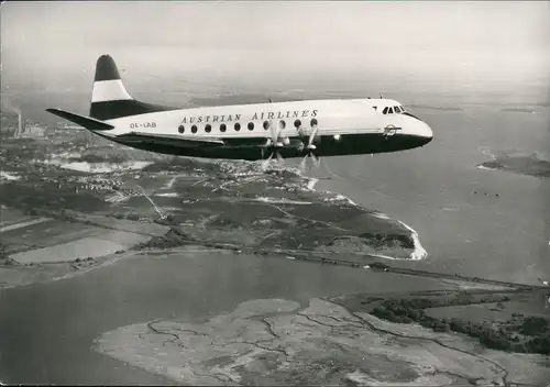 Ansichtskarte  Flugzeug Airplane Avion AUSTRIAN AIRLINES im Flug 1965