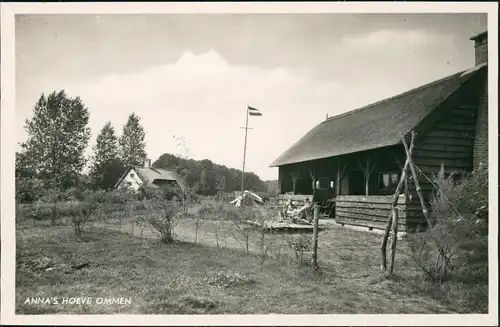 Postkaart Ommen Menschen vor Holzhaus 1930