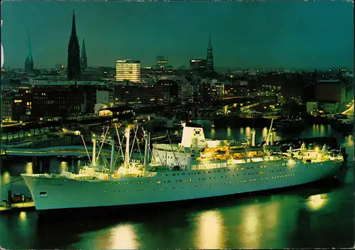 Hamburg Hafen und Stadtpanorama mit Schiff PASTEUR a.d. Landungsbrücke 1960