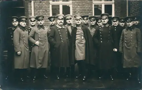 Militär Uniformen Gruppenfoto hochranginger Soldaten 1915 Privatfoto