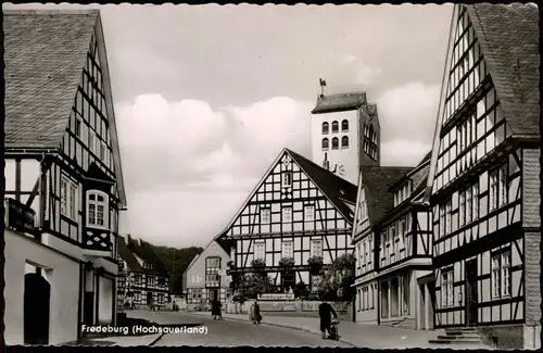 Fredeburg (Hochsauerland) Ortsansicht mit Straße und Fachwerk-Häusern 1962