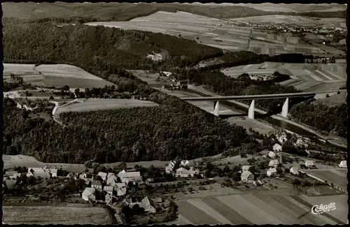 Ansichtskarte Laubach (Hessen) Luftbild mit Autobahnbrücke 1962