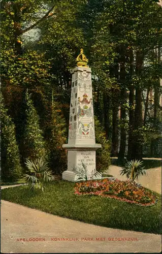 Postkaart Apeldoorn Koninklijk Park met Gedenkzuil 1911