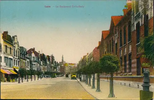 CPA Lens (Pas-de-Calais) Le Boulevard Emile-Basly 1922