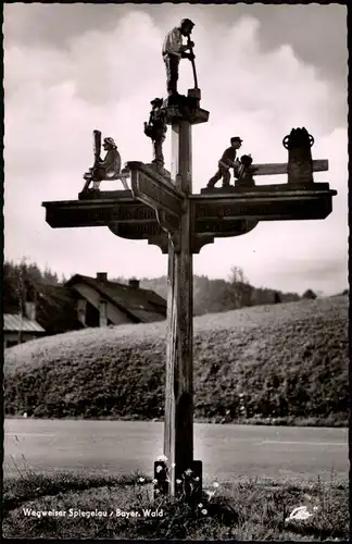 Spiegelau Straßenpartie, geschnitzter Wegweiser - Fotokarte 1961