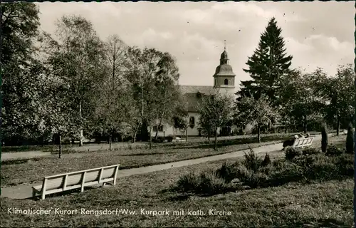 Ansichtskarte Rengsdorf Kurpark mit kath. Kirche 1962