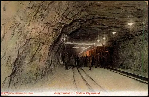 Ansichtskarte Lauterbrunnen Jungfraubahn im Tunnel, Personen 1906