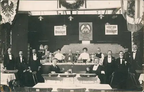 Frankfurt am Main Echtfoto-AK Innen Gasthaus mit Henninger Bier-Werbung 1925