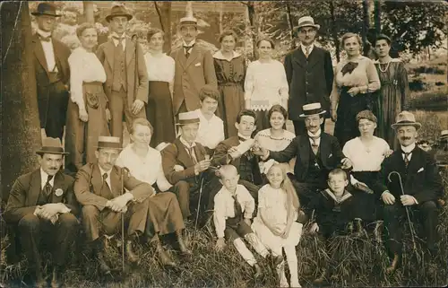 Ansichtskarte  Menschen Soziales Leben Gruppenfoto Feine Gesellschaft 1920