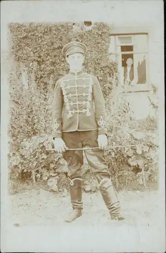 Militär Propaganda Soldaten Privataufnahme: Pose Uniform  Wohnhaus 1915