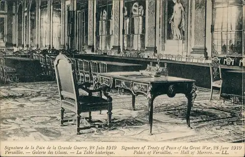 Versailles Galerie des Glaces La Table historique (Signature Grande Guerre) 1919