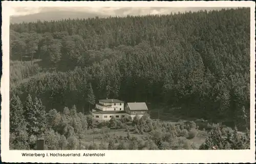 Winterberg Astenhotel Bes. Frau M. Krips aus der Vogelschau-Perspektive 1952