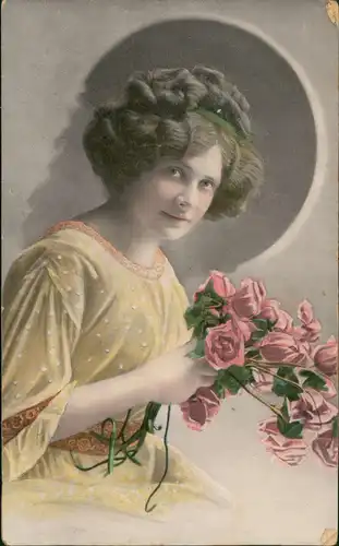 Ansichtskarte  Leben - Frau mit Rosen 1912  gel. Stempel Eilenburg