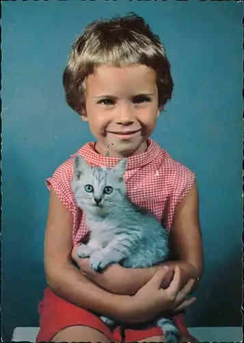 Ansichtskarte  Menschen Soziales Leben & Kinder: Kind Mädchen mit Katze 1960
